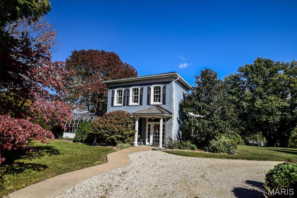 16093 Highway W Property Photo 2