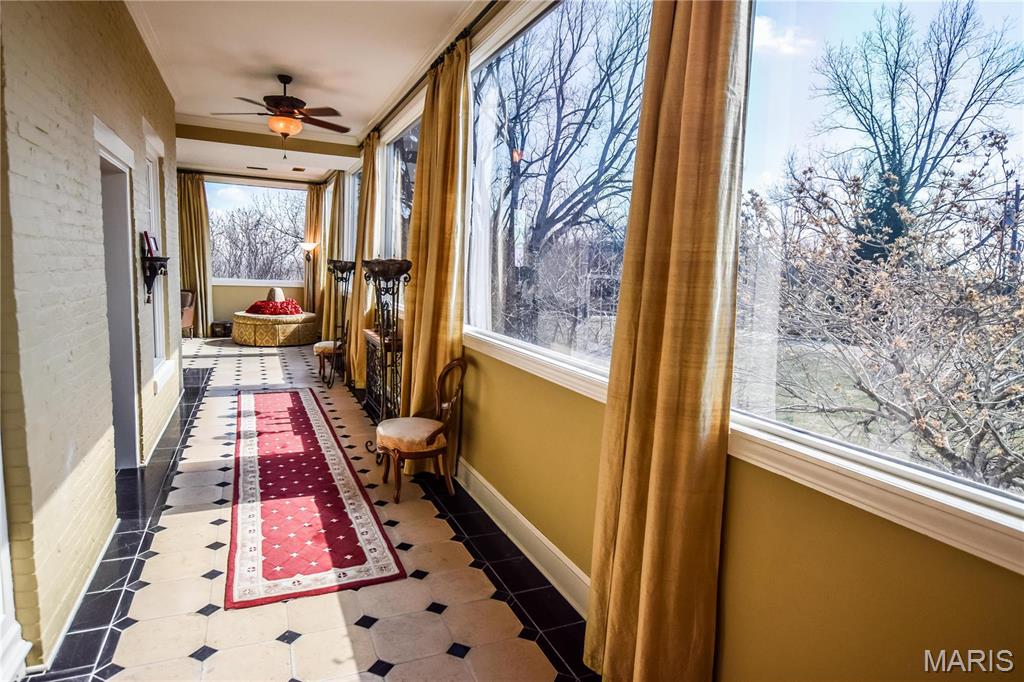 16093 Highway W Property Photo 11