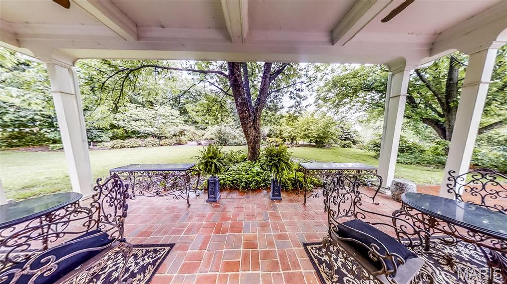 16093 Highway W Property Photo 30