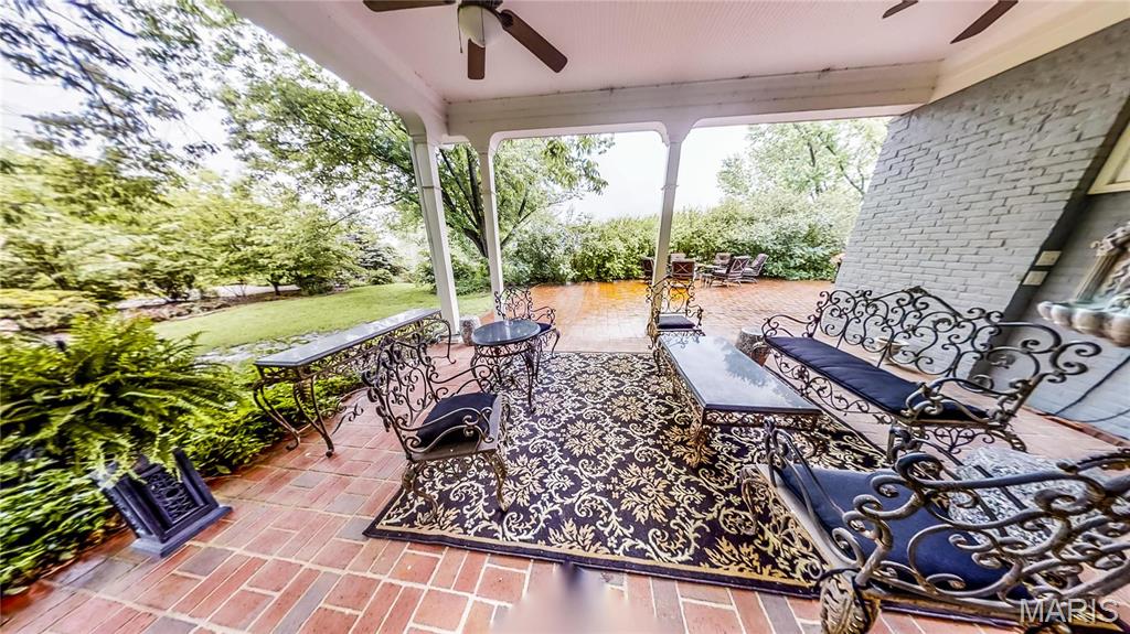 16093 Highway W Property Photo 32