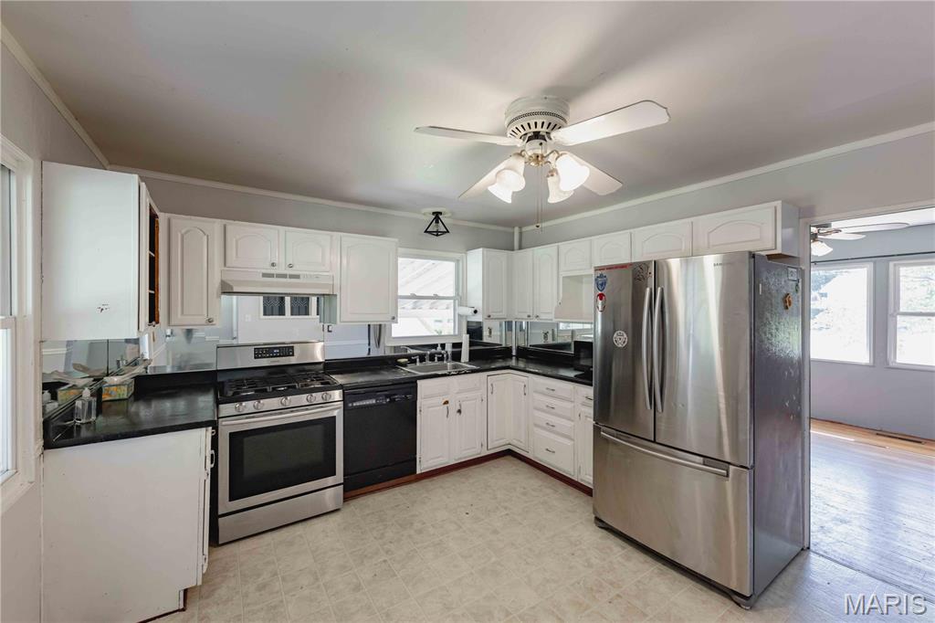 11357 Revere Lane Property Photo 8