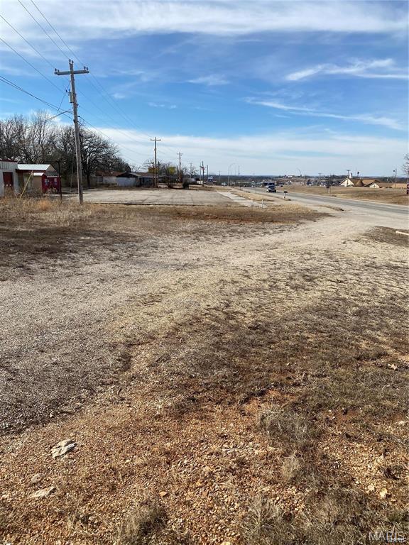 407 Old Route 66 Property Photo 3