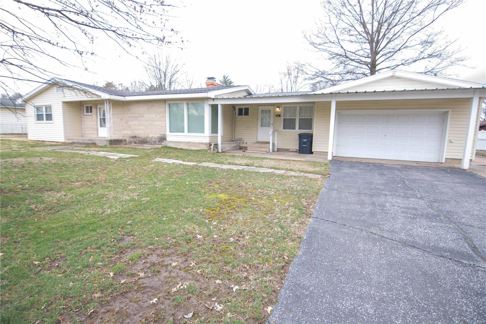 921 W 6th Street Property Photo
