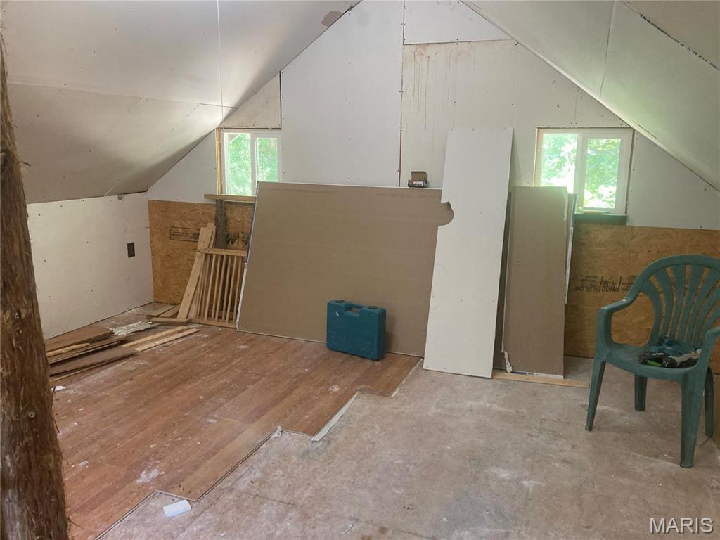 421 Park Lane Property Photo 11
