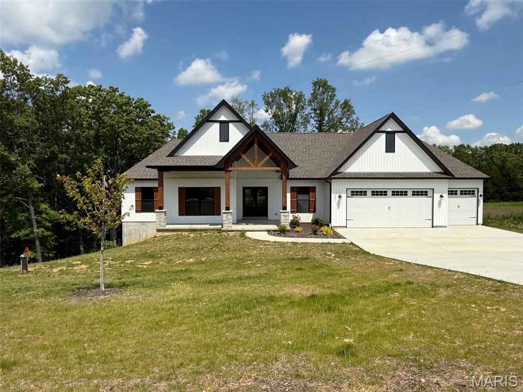 201 Creek Valley Drive Property Photo