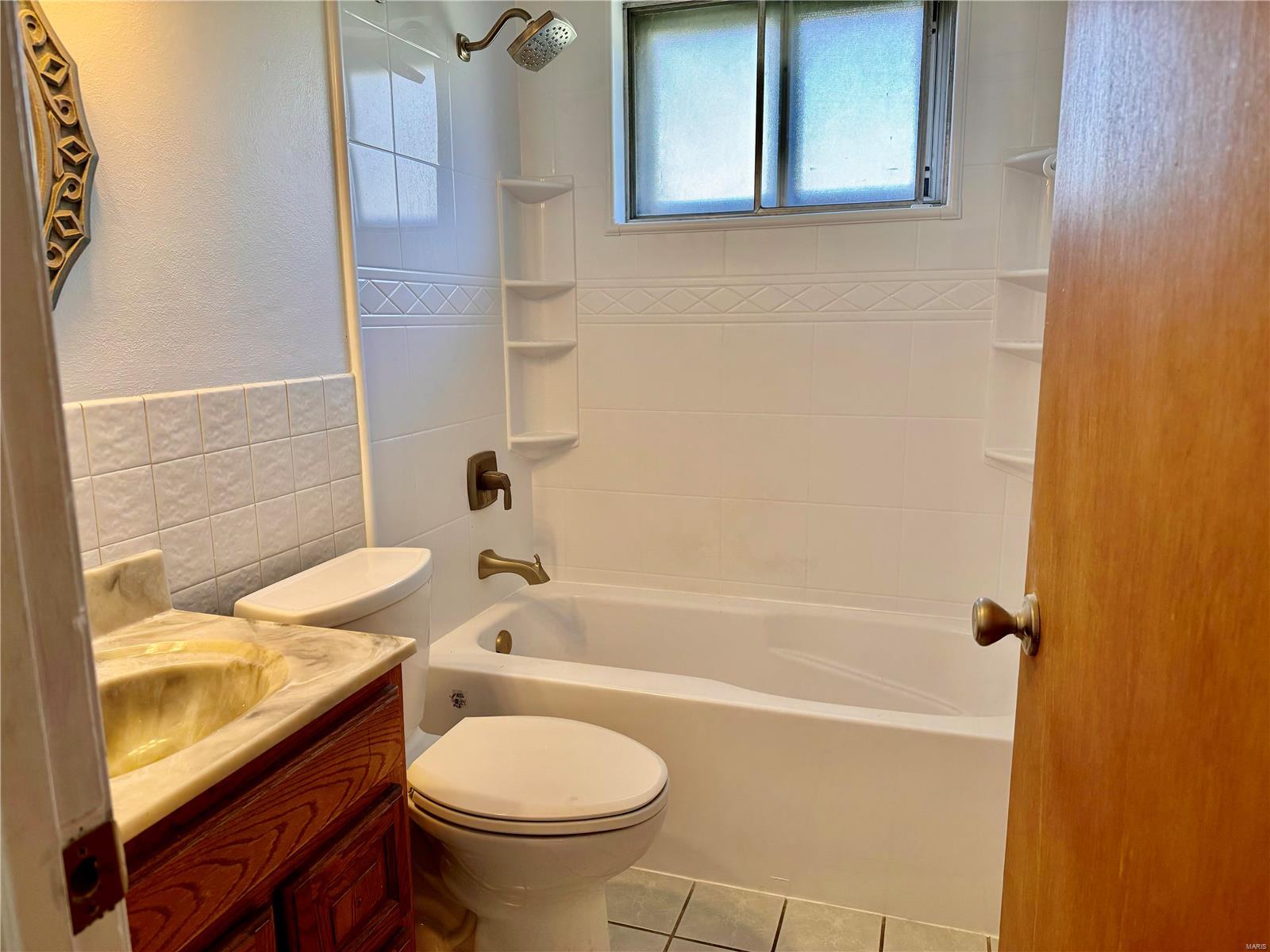 680 Charvel Dr Property Photo 25