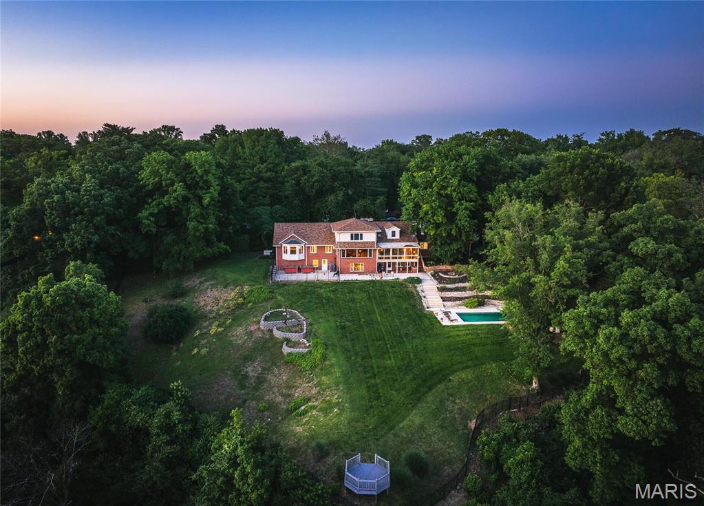 3 W Fairmount Drive Property Photo 1