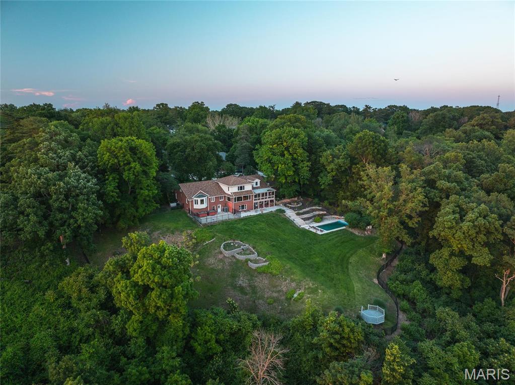3 W Fairmount Drive Property Photo 2