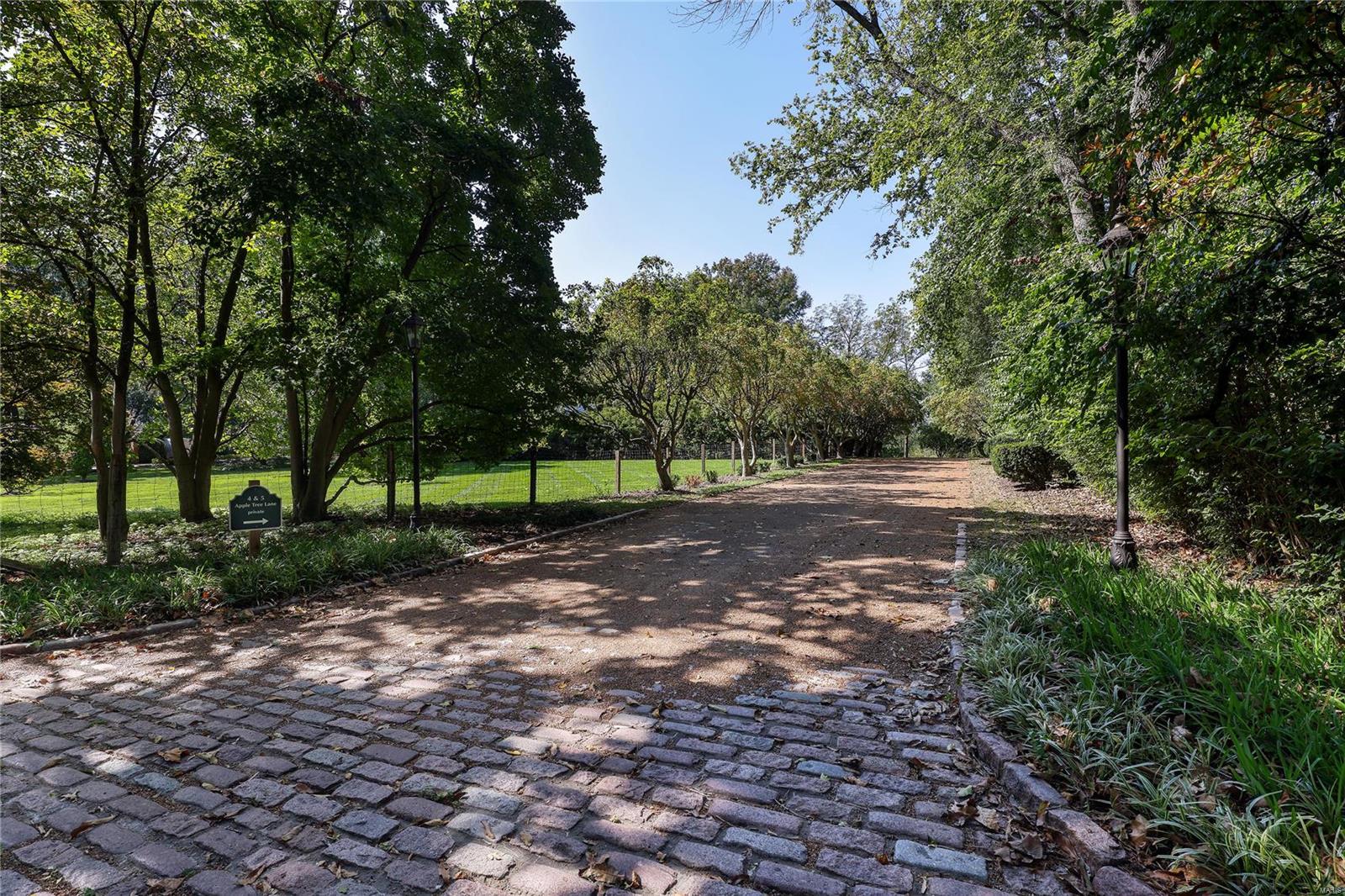 4 Apple Tree Lane Property Photo 11