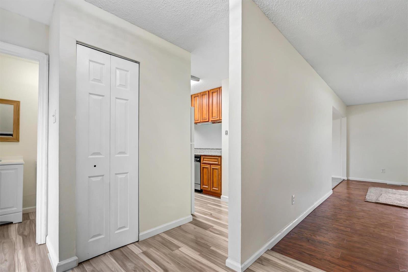 221 Braeshire Drive B Property Photo 3