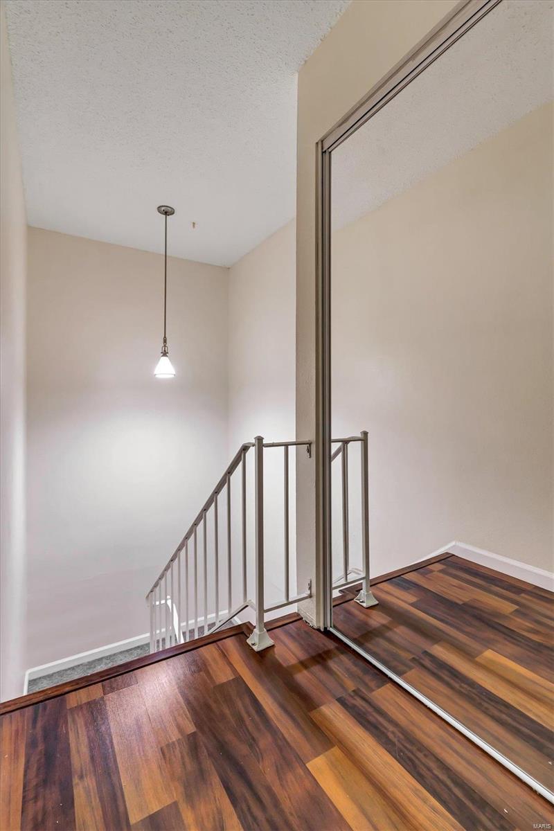 221 Braeshire Drive B Property Photo 20