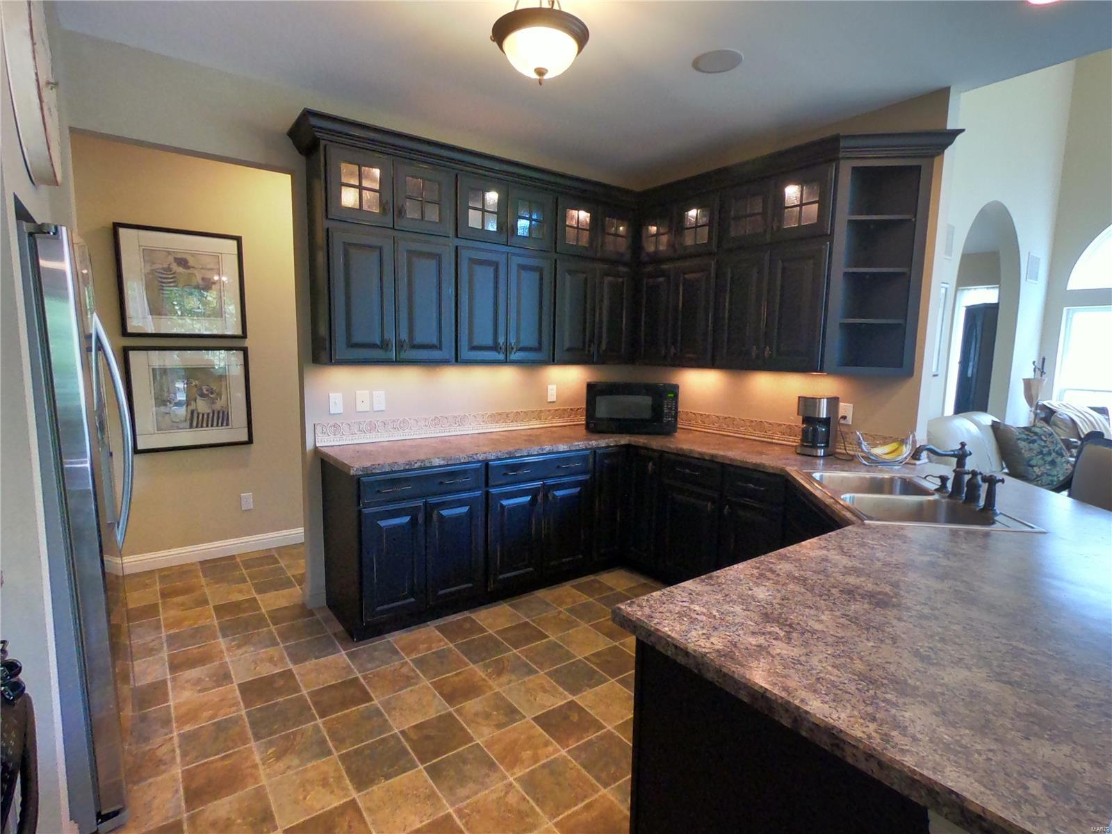 104 Stone Oaks Drive Property Photo 9