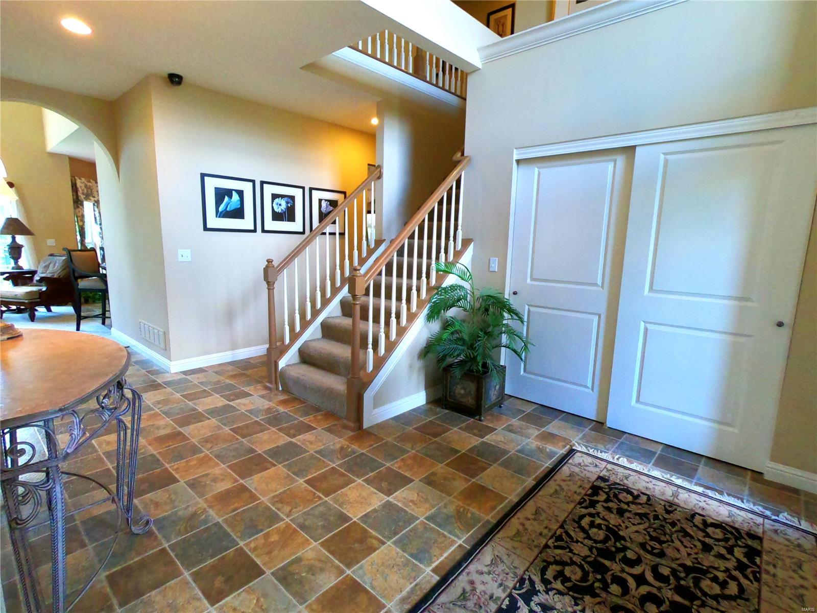 104 Stone Oaks Drive Property Photo 12