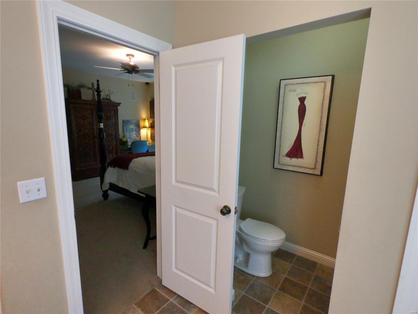 104 Stone Oaks Drive Property Photo 18