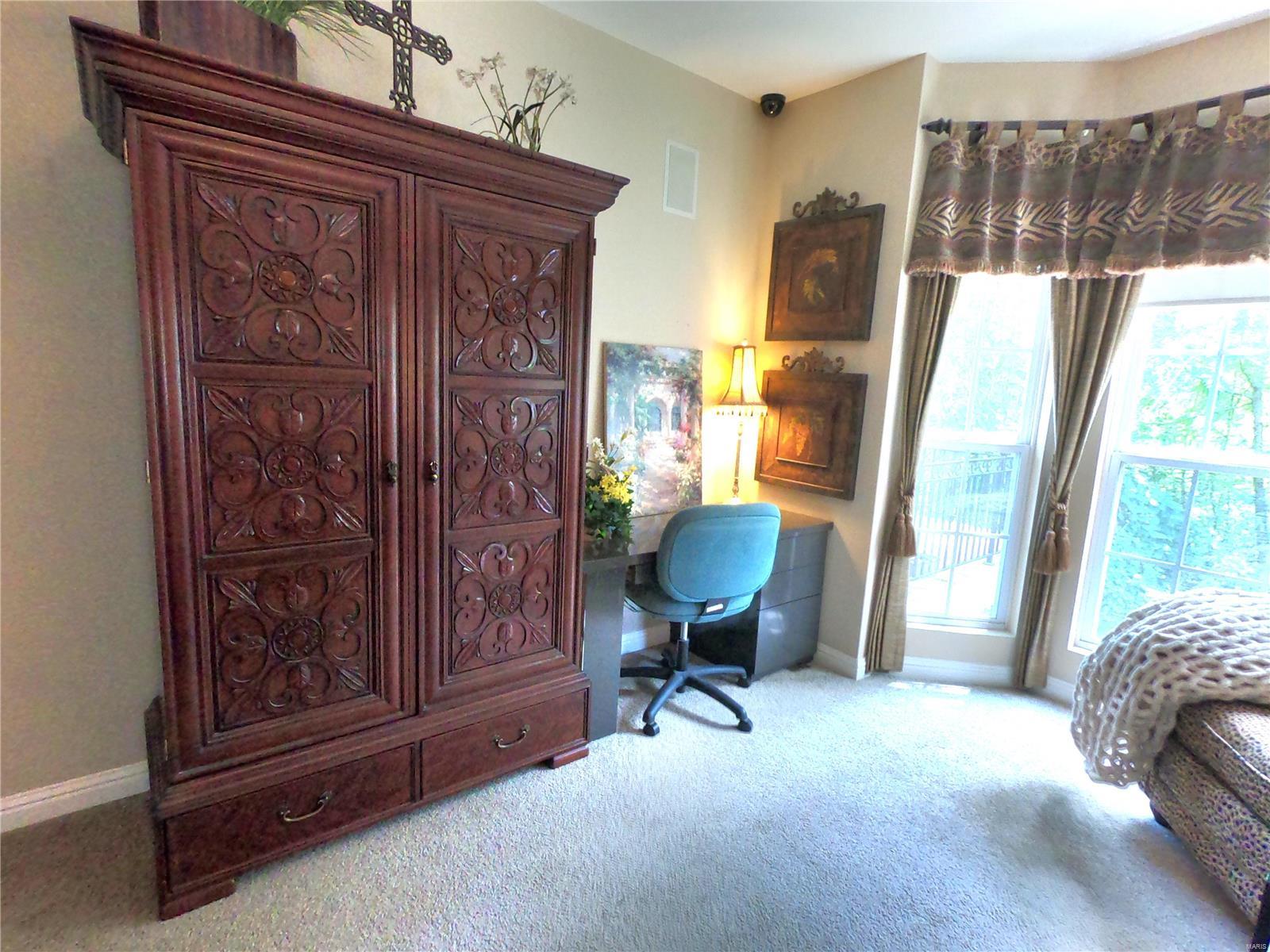 104 Stone Oaks Drive Property Photo 20