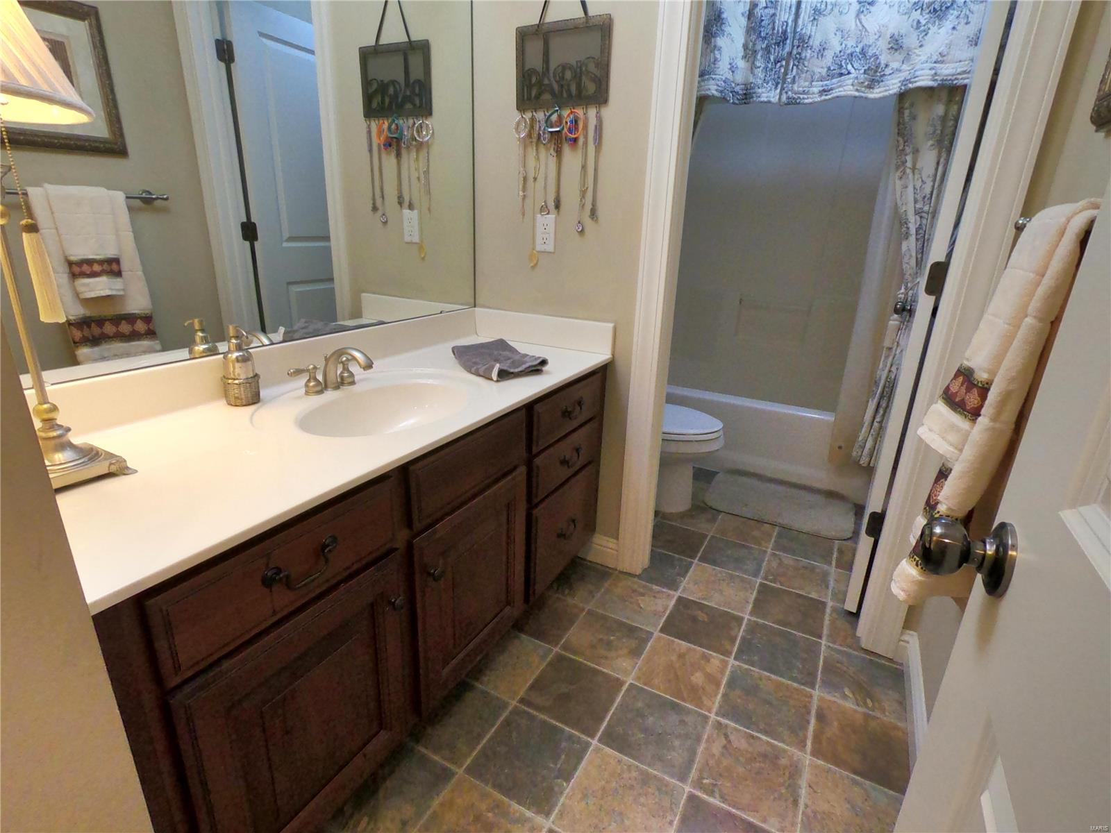 104 Stone Oaks Drive Property Photo 23