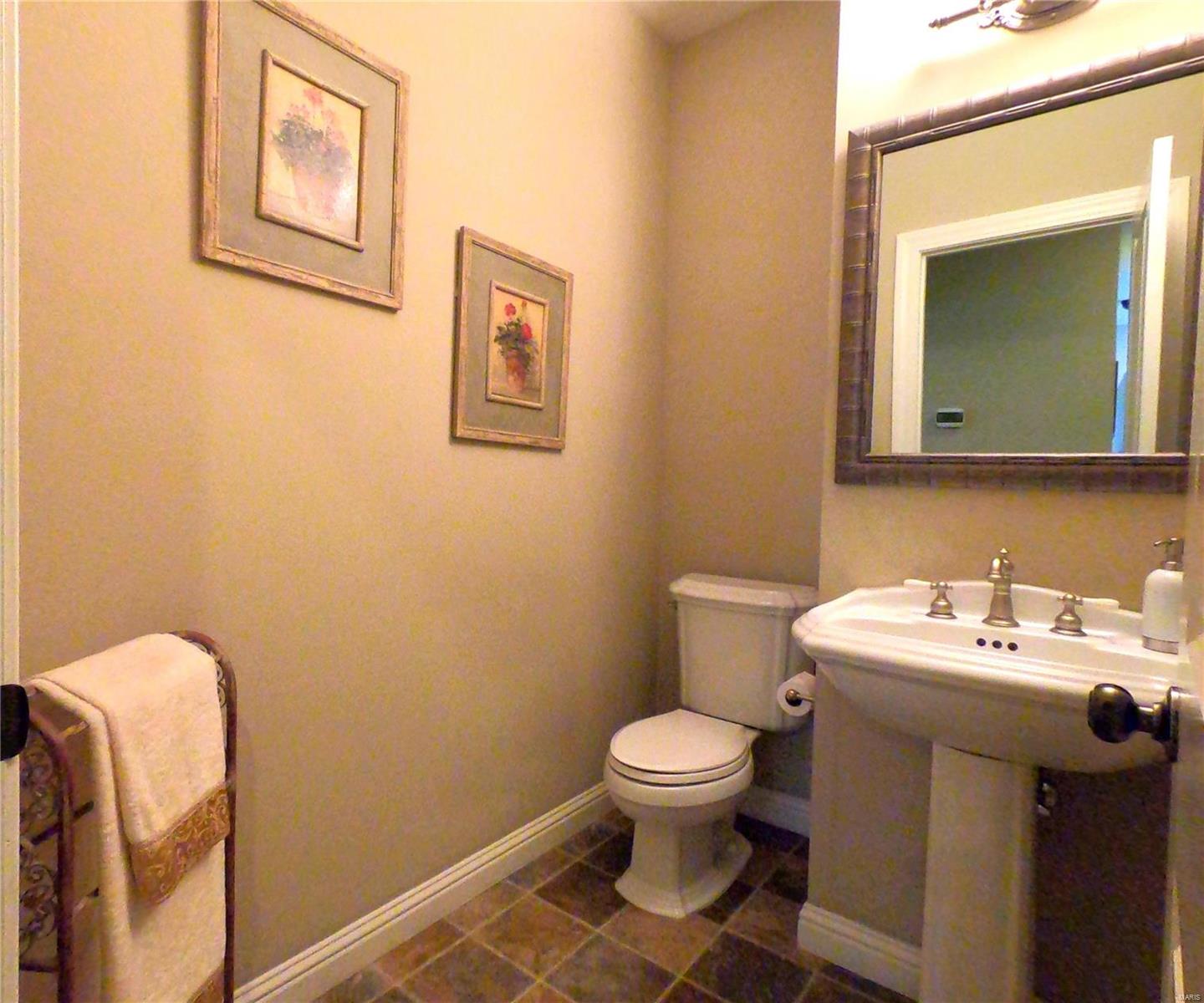 104 Stone Oaks Drive Property Photo 28