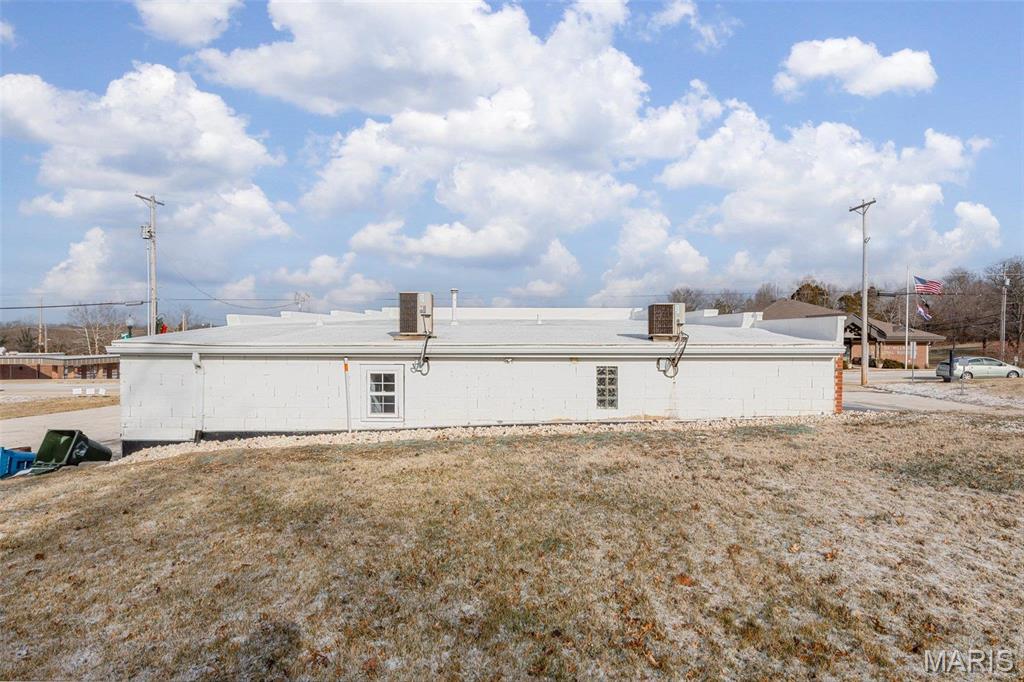 114 Main Street Property Photo 7
