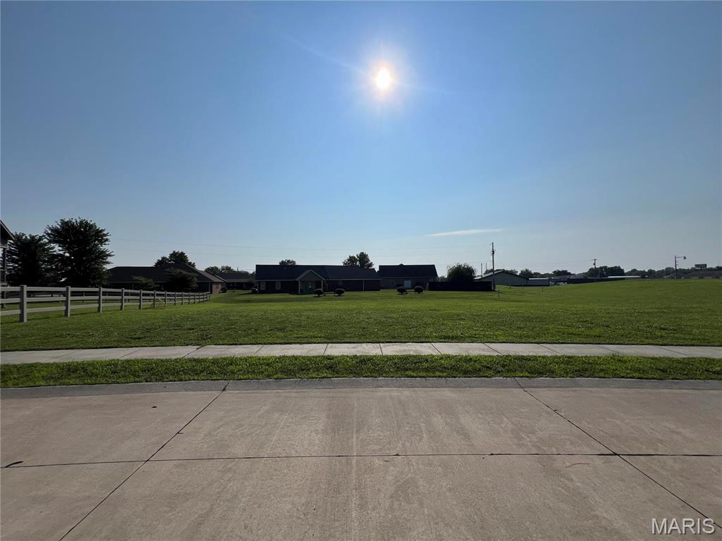1656 Redbud Court Property Photo 1
