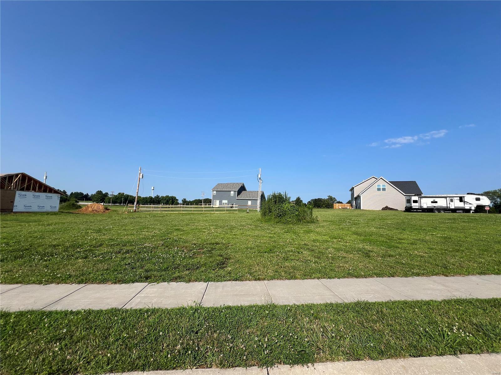 1655 Redbud Court Property Photo