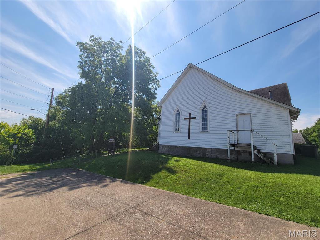 228 Church Street Property Photo 2