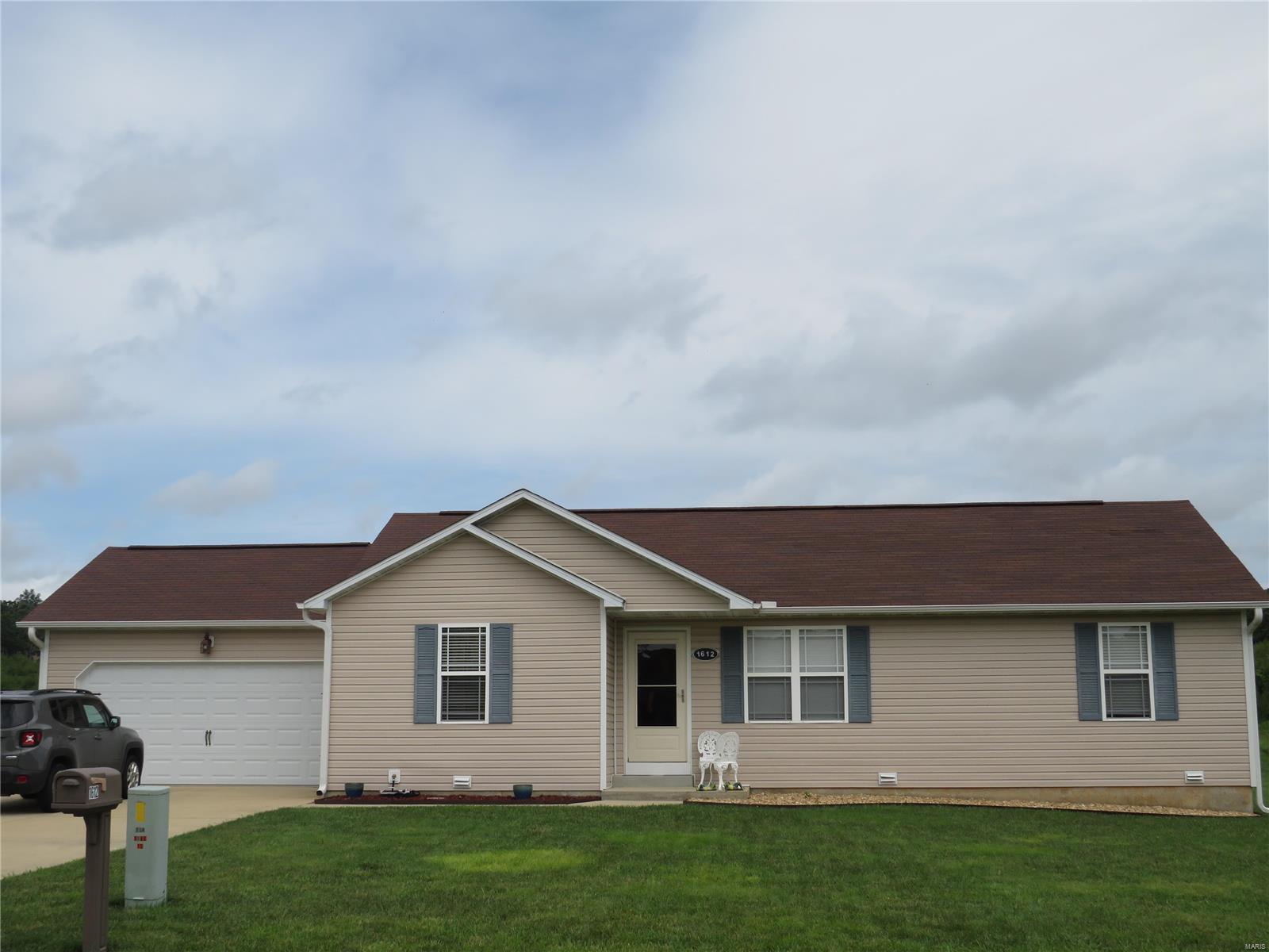 1612 Luna Drive Property Photo 1