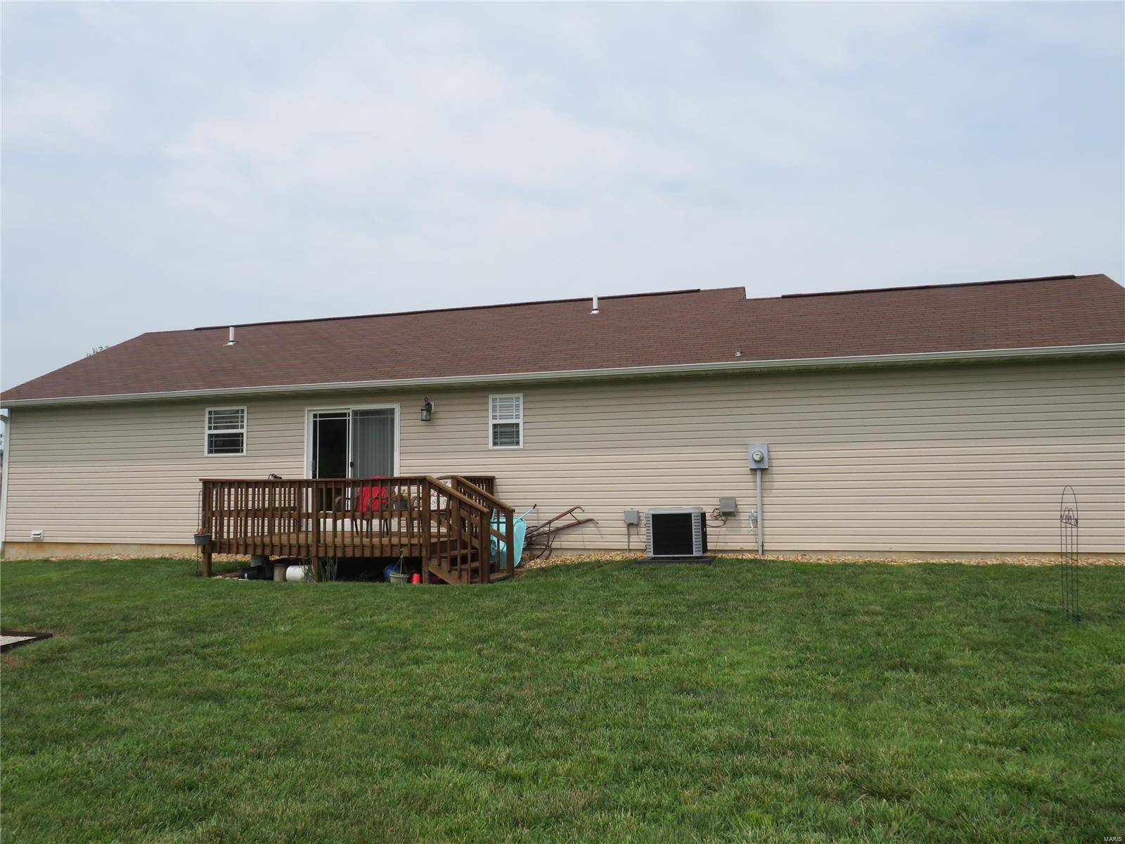 1612 Luna Drive Property Photo 4