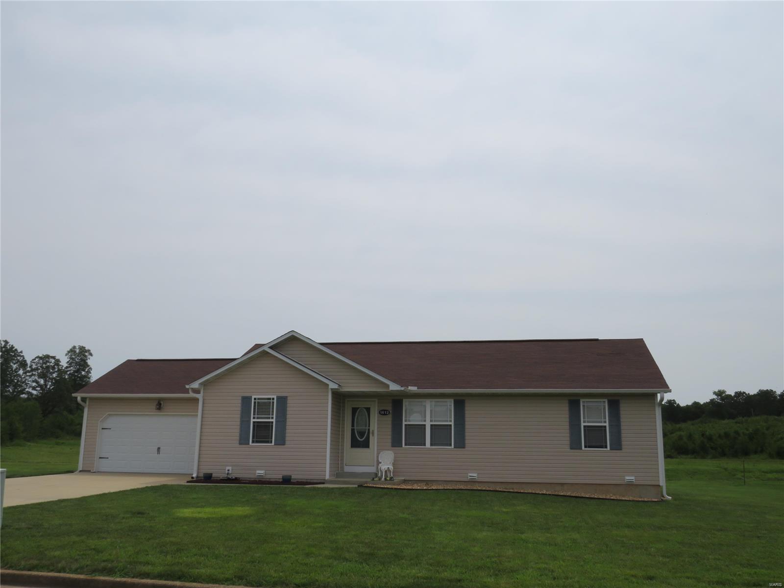 1612 Luna Drive Property Photo 7
