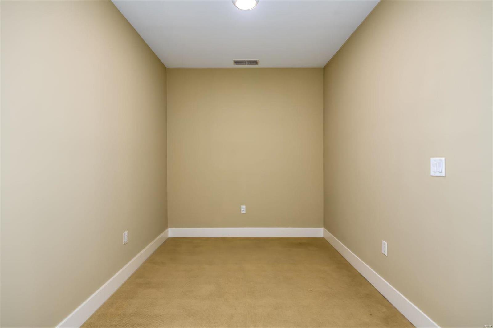 4100 Forest Park Avenue 522 Property Photo 17