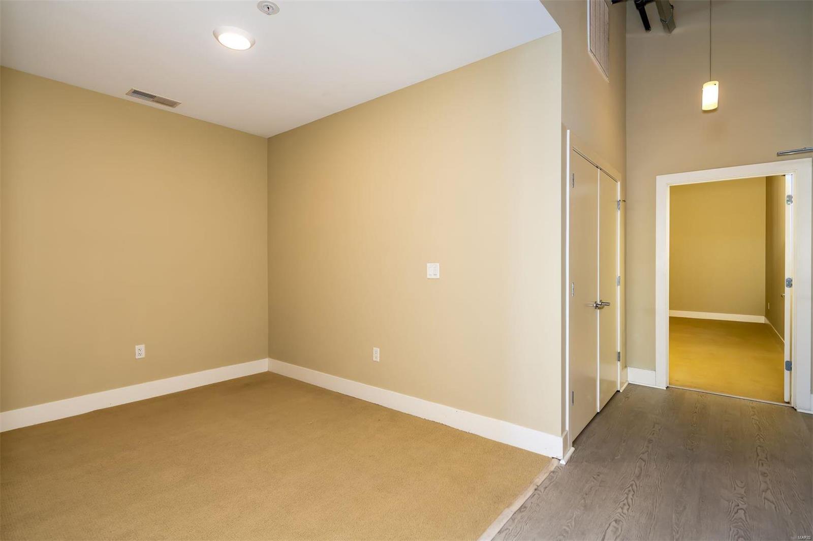 4100 Forest Park Avenue 522 Property Photo 18