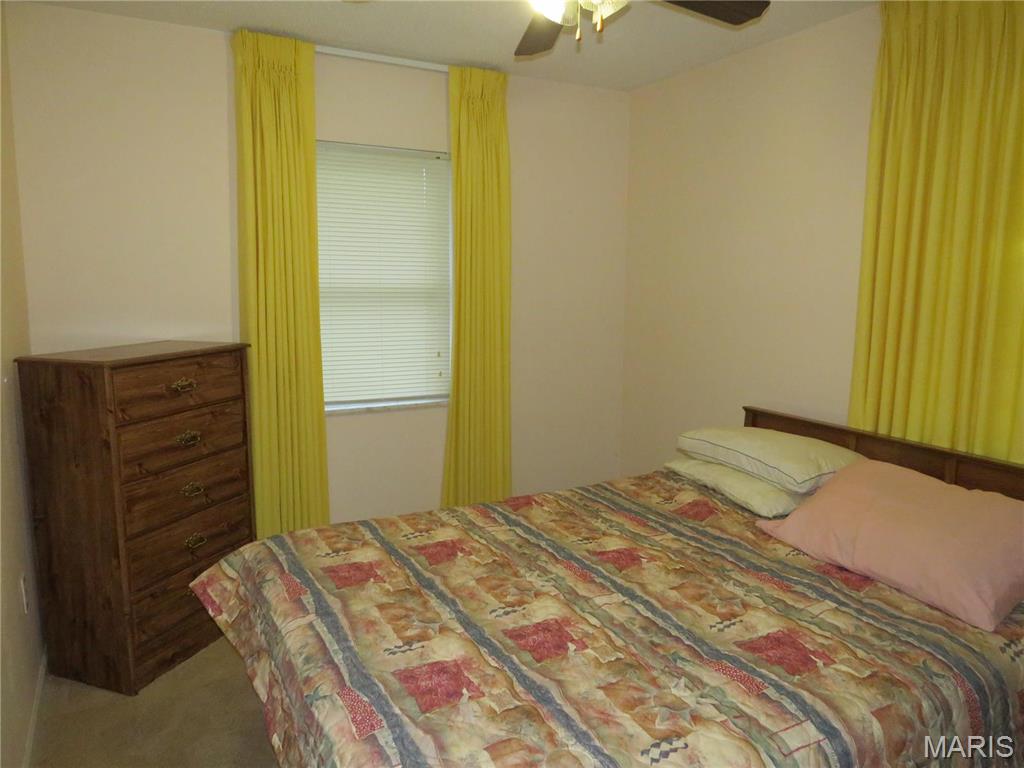 208 E Bittersweet Drive Property Photo 13