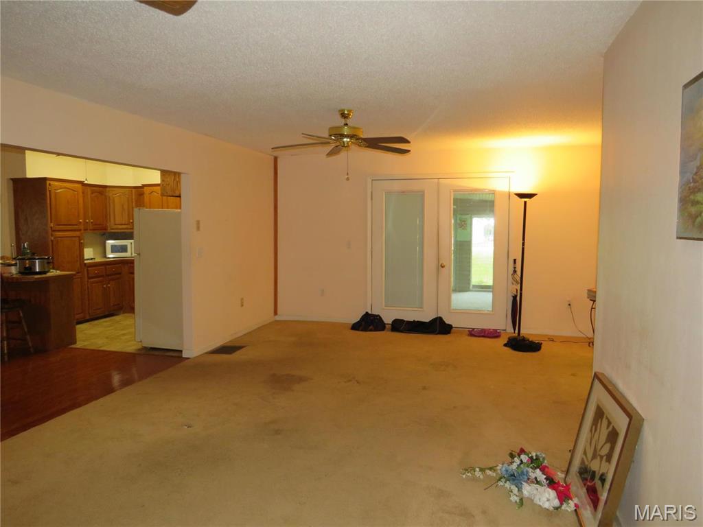 208 E Bittersweet Drive Property Photo 18