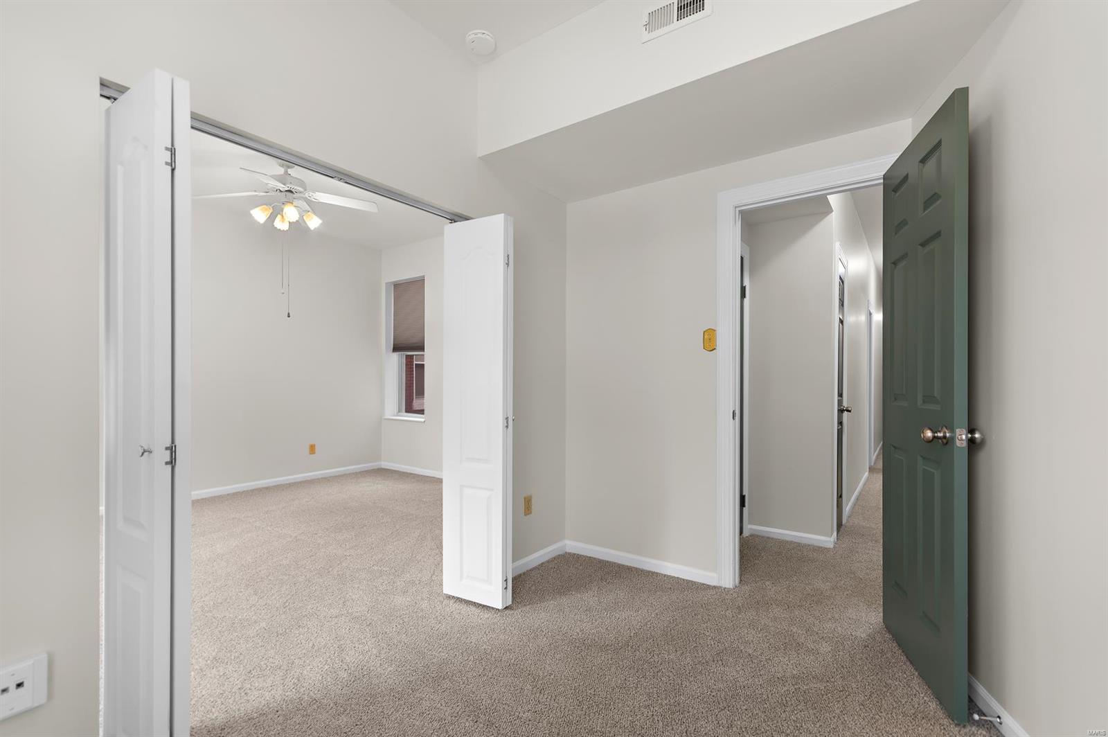 5553 Waterman Boulevard 2e Property Photo 21