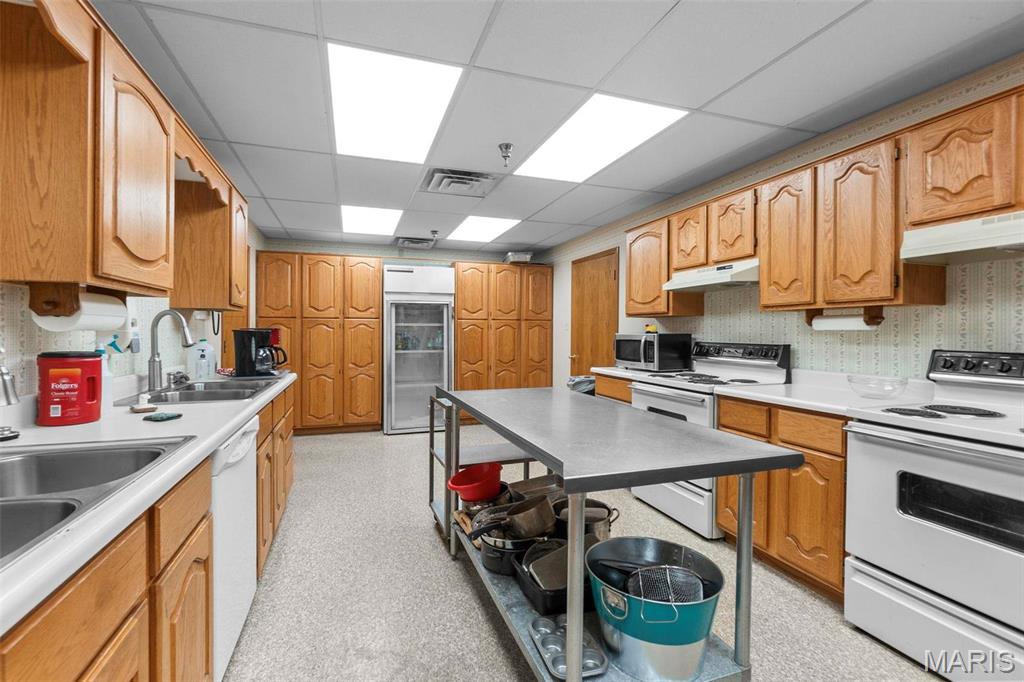 720 Bertling Street Property Photo 39