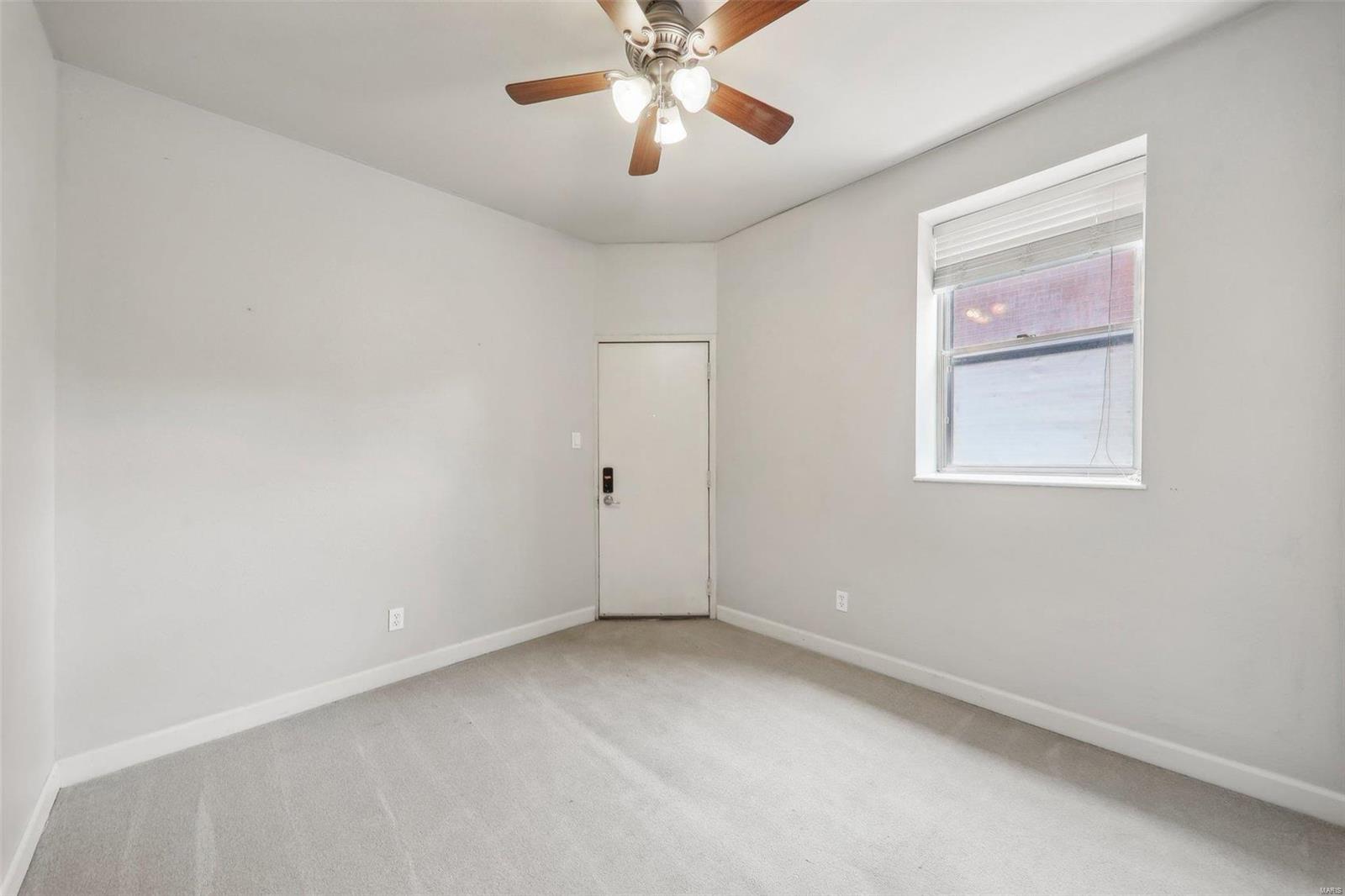 5673 Waterman Boulevard 31 Property Photo 14