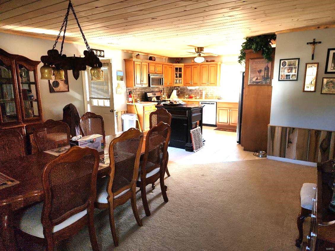 502 County Road 728 Property Photo 5