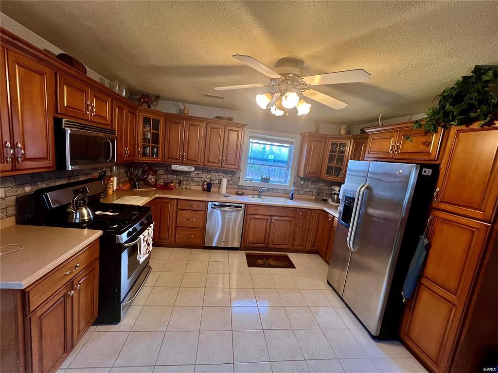 502 County Road 728 Property Photo 7