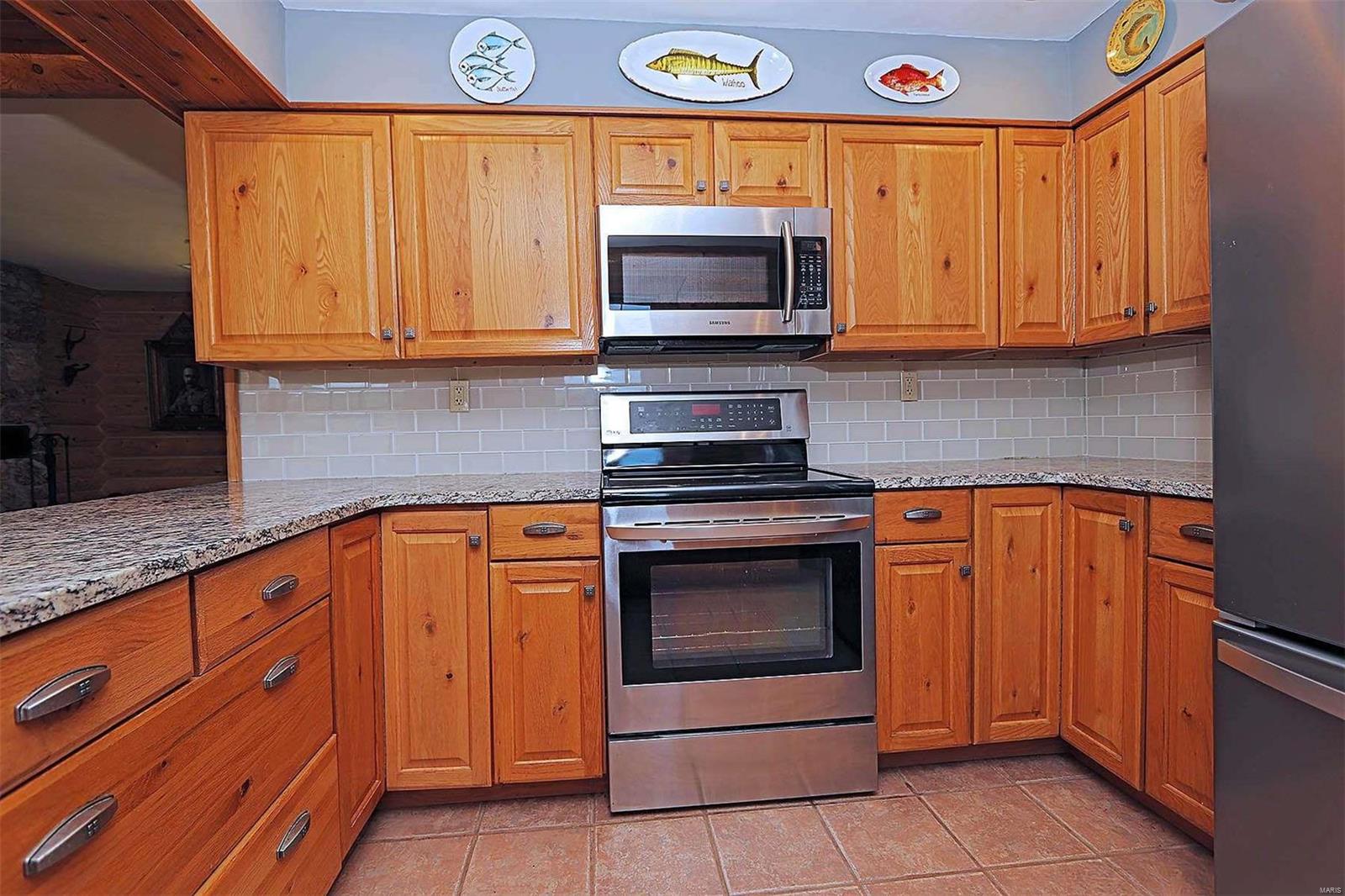 14975 Oak Den Lane Property Photo 12