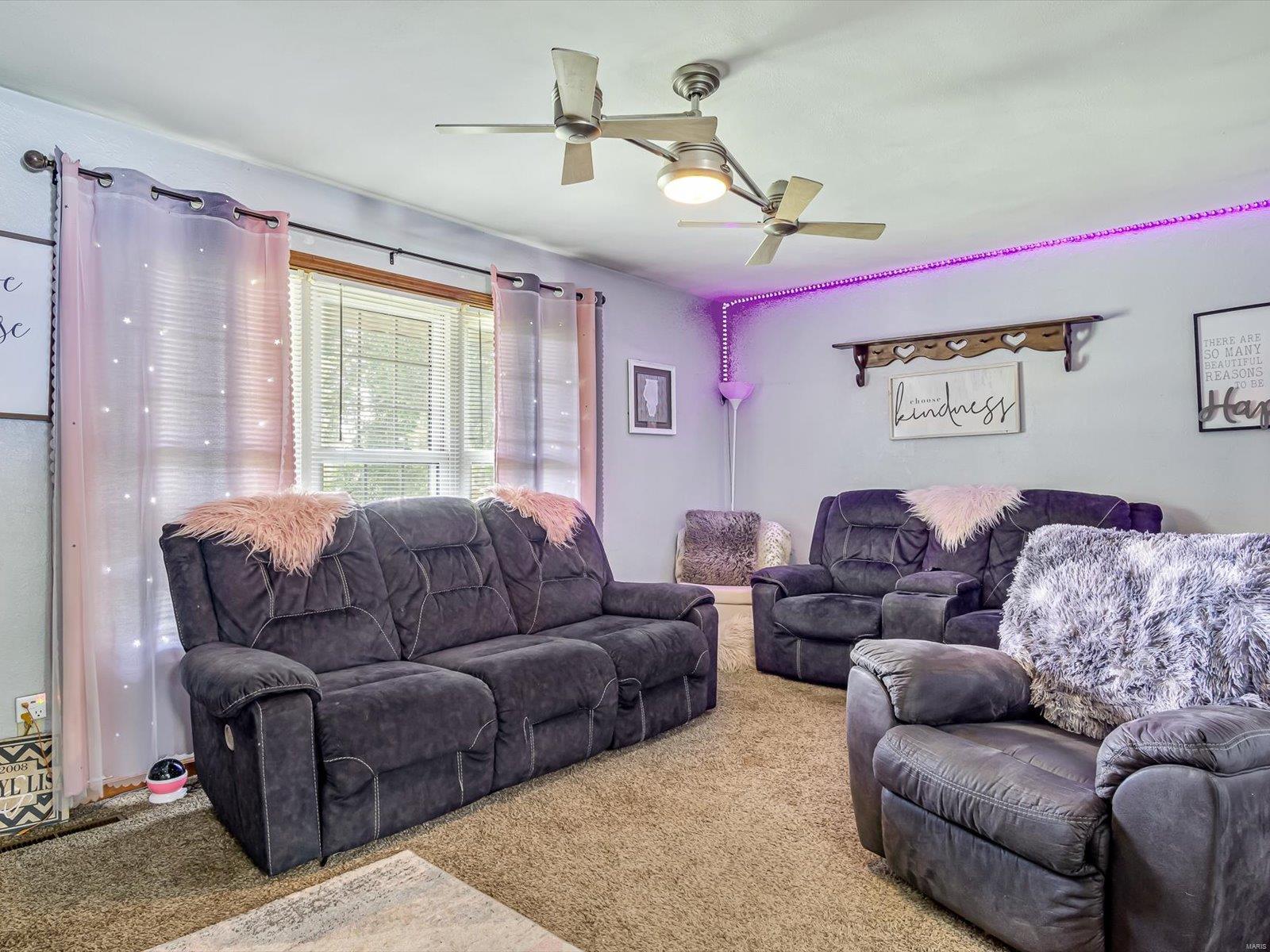 11333 Eiff Road Property Photo 17