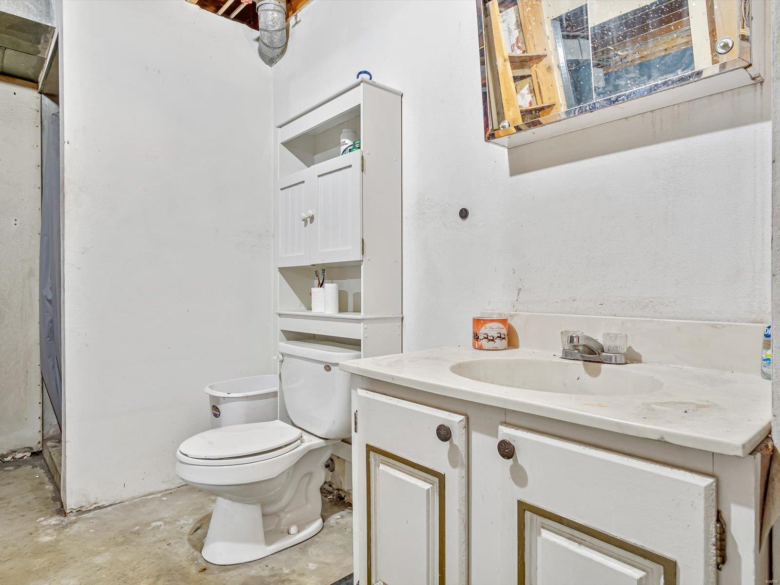 11333 Eiff Road Property Photo 20