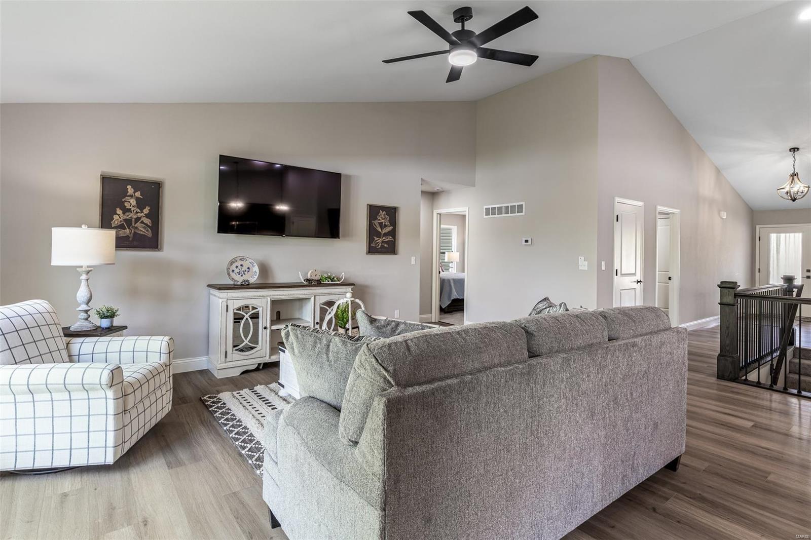 1517 Louisiana Drive Property Photo 14