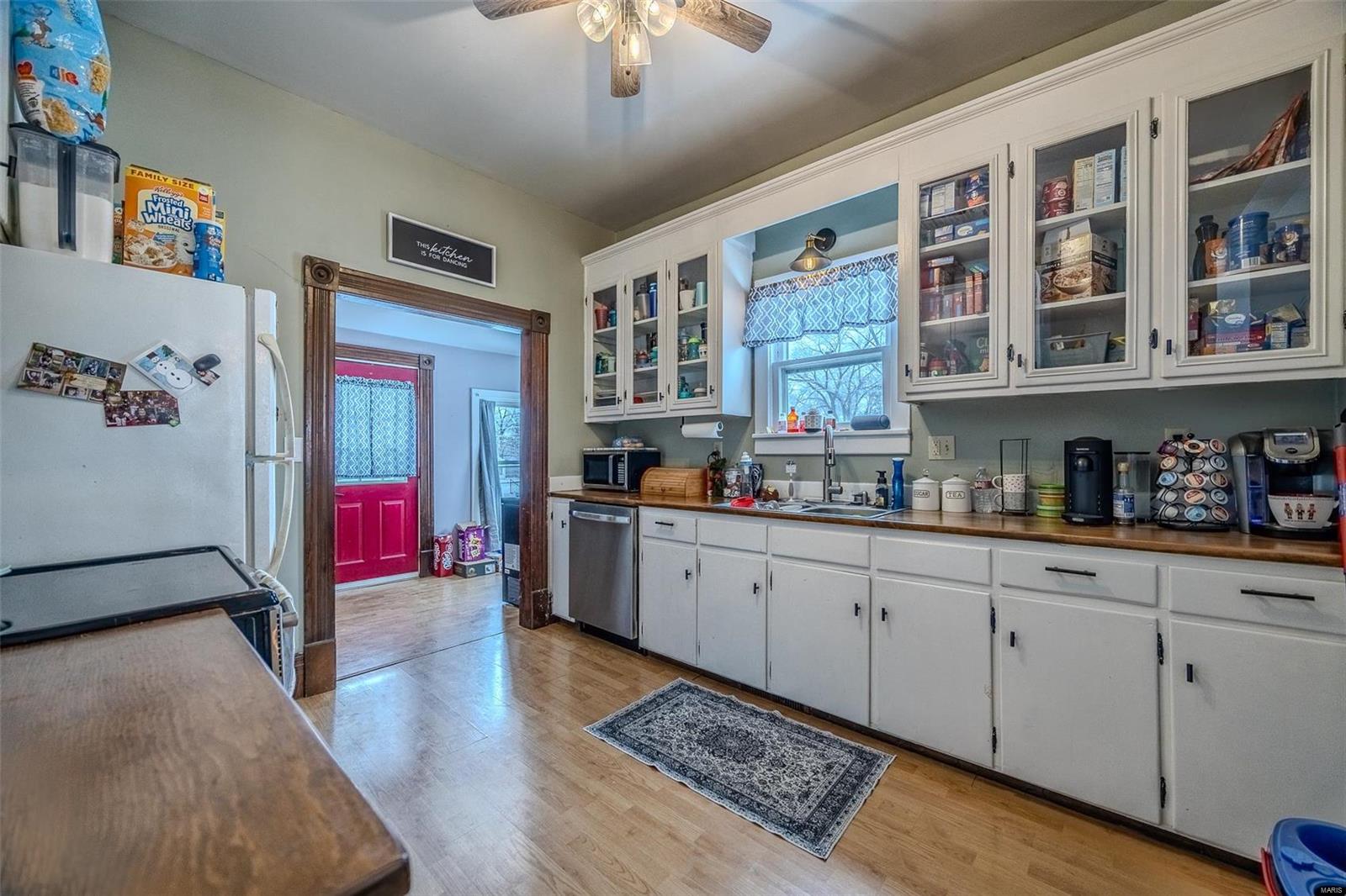 607 N Jackson Street Property Photo 12