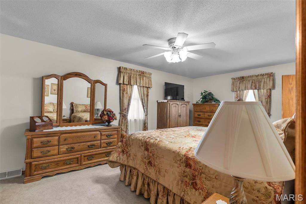 190 Paiute Lane Property Photo 27