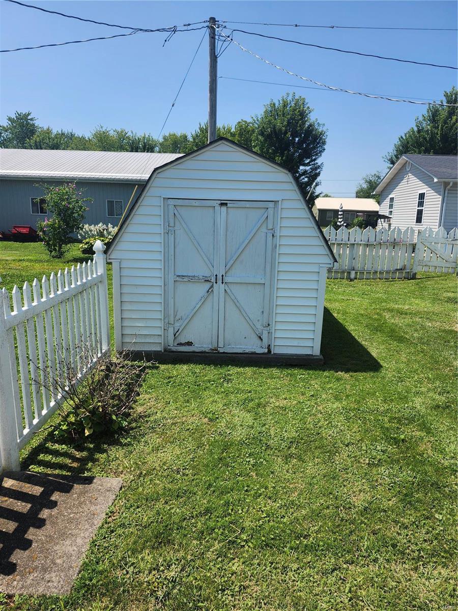 206 S Court Street Property Photo 3