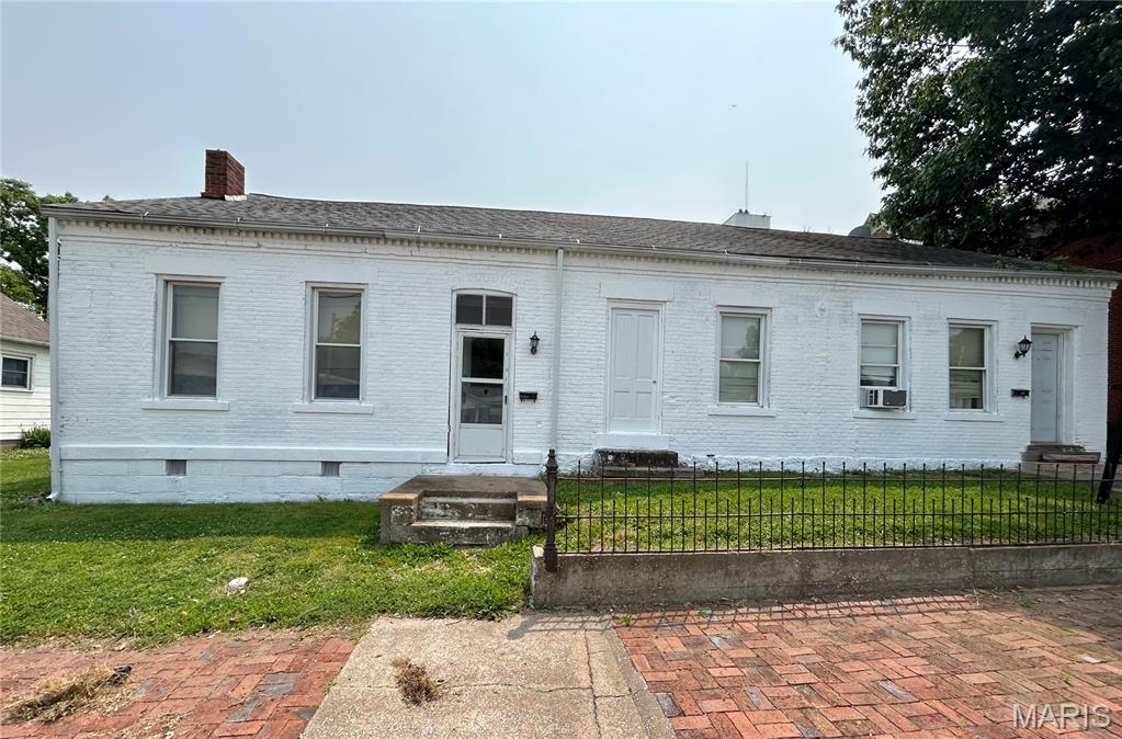 410 N Main Street Property Photo 1
