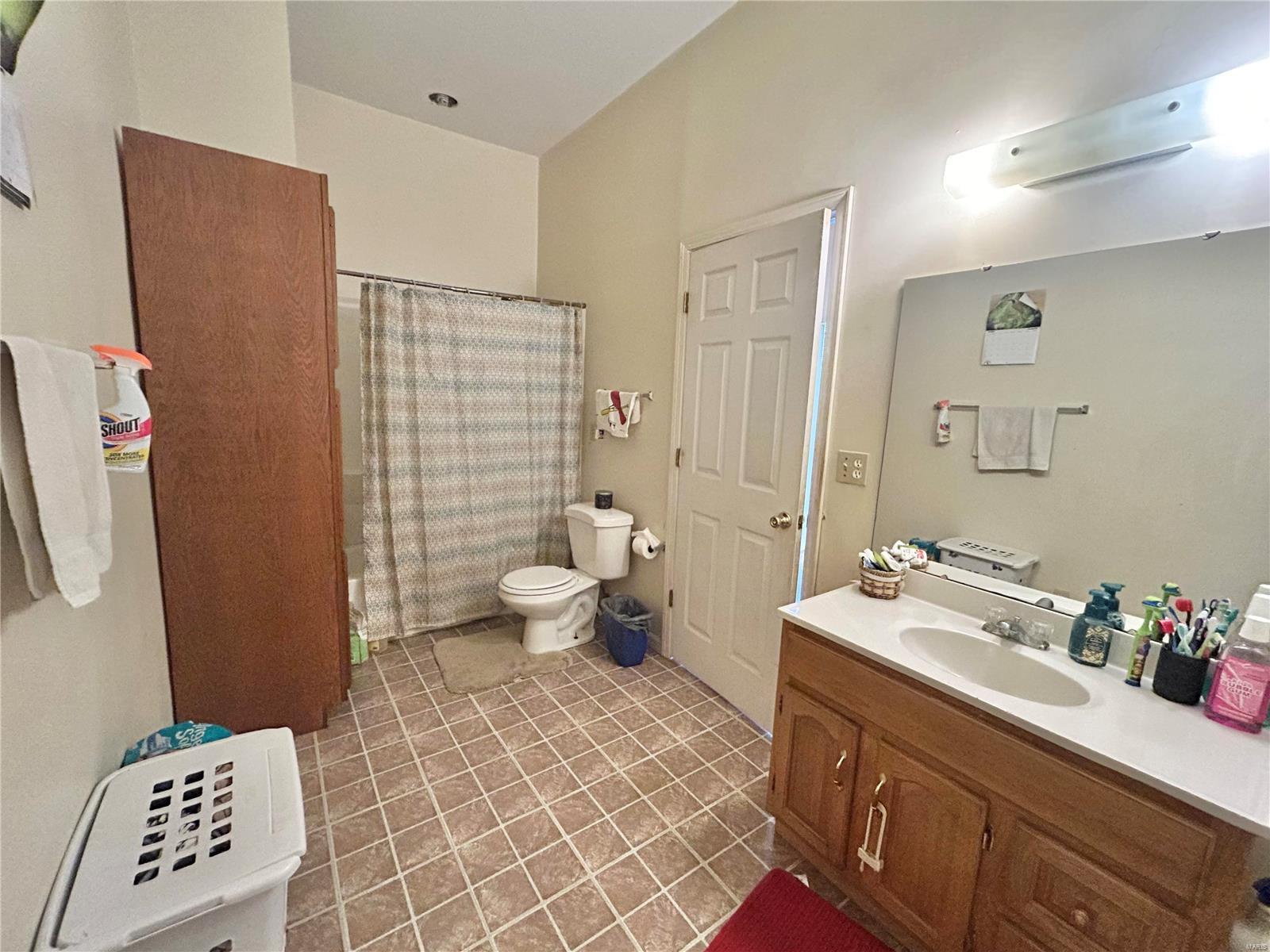 410 N Main Street Property Photo 16