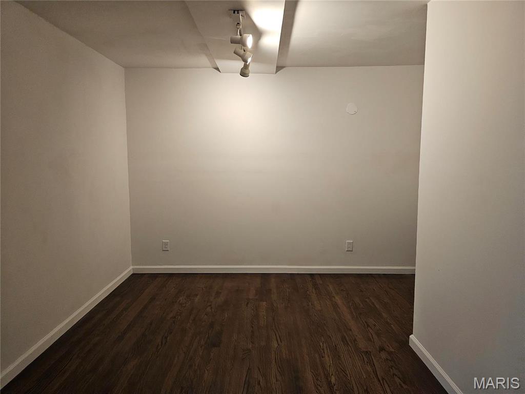 318 E Washington Street Property Photo 51