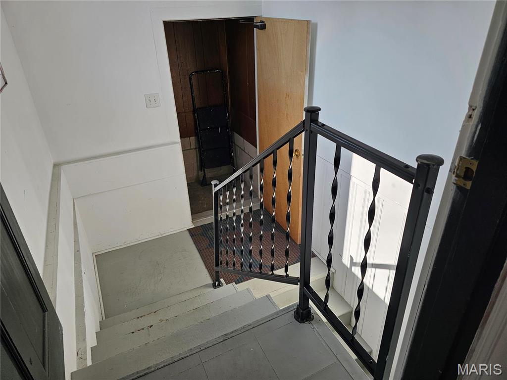 318 E Washington Street Property Photo 61