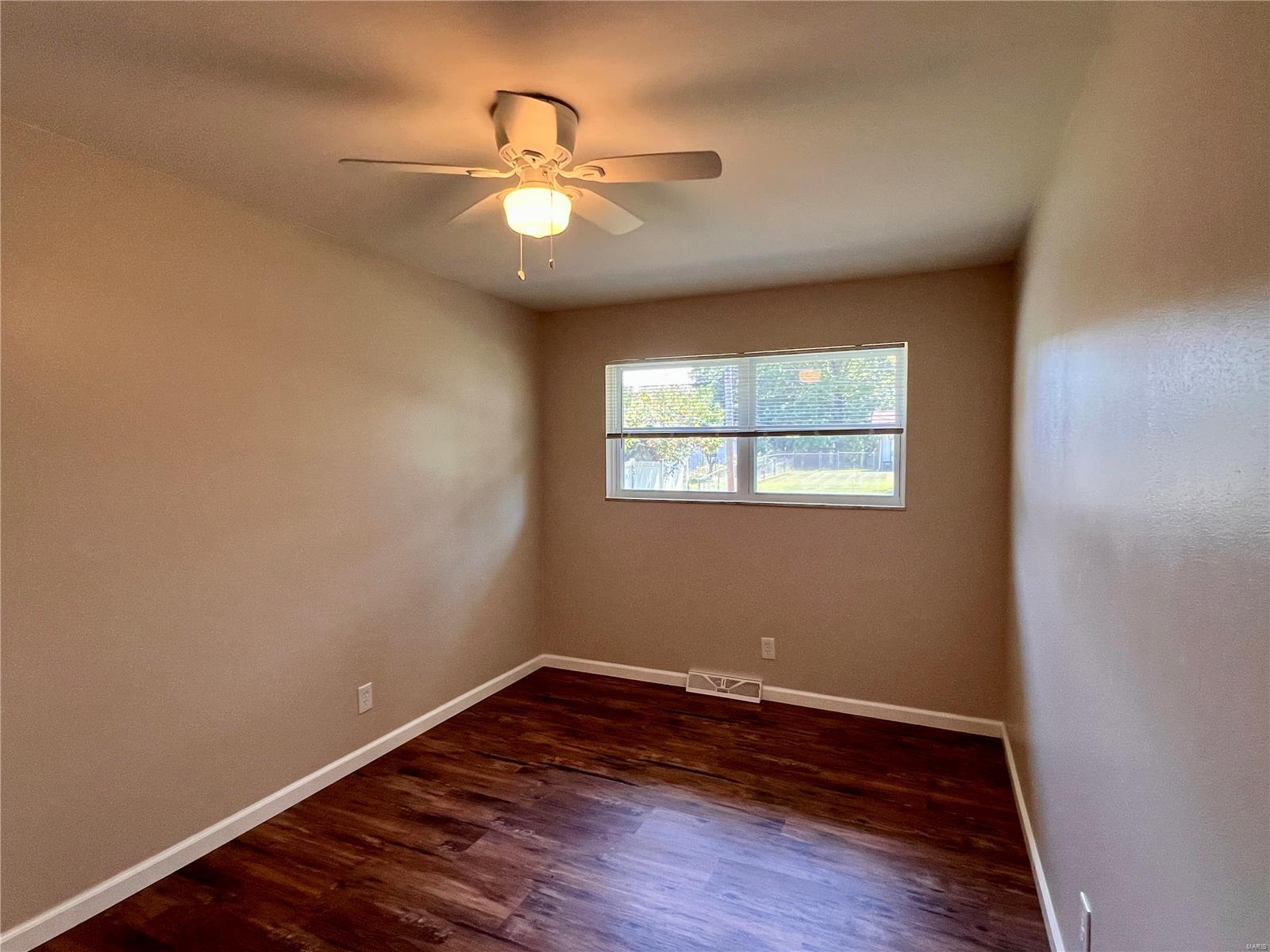 10 Meckfessel Drive Property Photo 23
