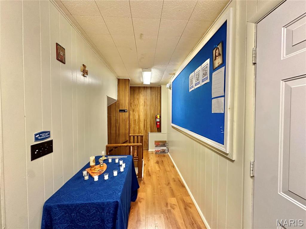 410 Moore Street Property Photo 5
